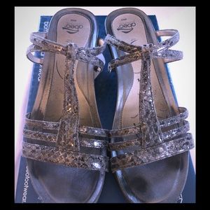 ABEO Ginette, Pewter, Size 9M, Heeled Sandals